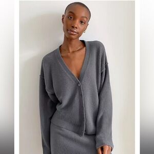 Aritzia Wilfred Free Hush Knit Cardigan